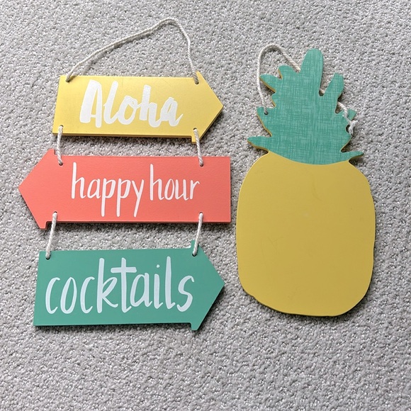 Accents | Summer Hanging Signs | Poshmark